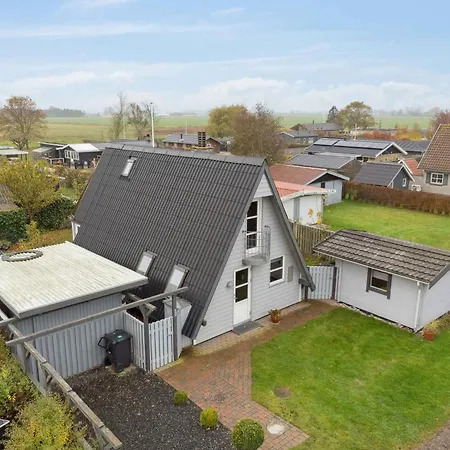 Feriehus Lovely With Sea View *